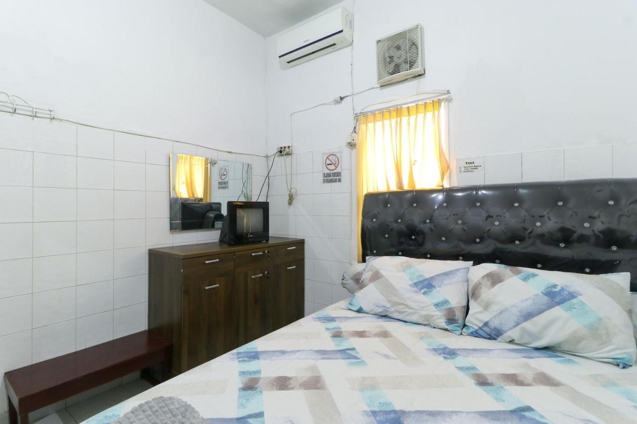 Emy'S Guesthouse Jenggrik Ngoại thất bức ảnh